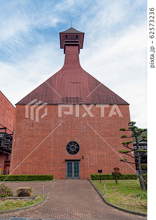 ウイスキー蒸留所 赤煉瓦のキルン塔(乾燥棟) ウイスキー蒸留所 赤煉瓦のキルン塔(乾燥棟) 62573236