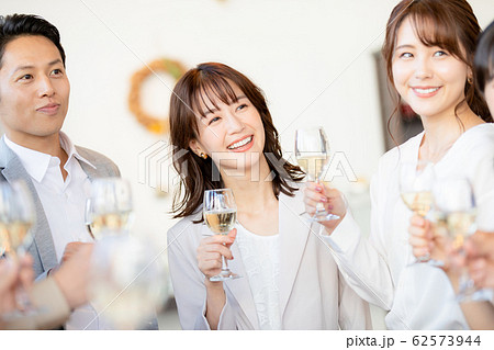 パーティー パーティー 62573944