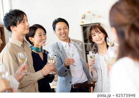 パーティー 62573946
