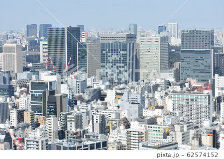 都心の高層ビル群 62574152