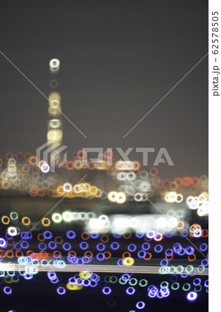 ミラーレンズのボケ方 62578505