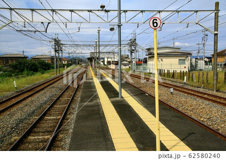 特急街道の通過駅 東武日光線・東武金崎駅 62580240