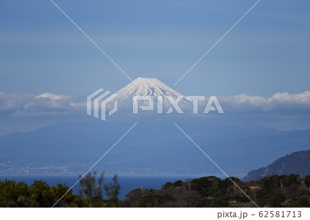 冠雪の富士山・伊豆半島西伊豆で撮影 冠雪の富士山・伊豆半島西伊豆で撮影 62581713