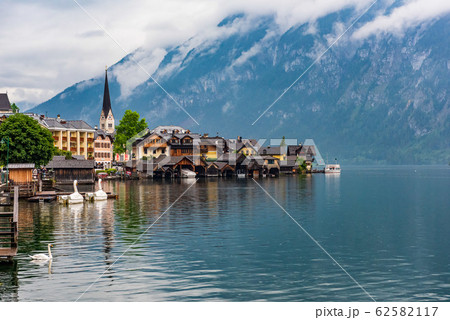 Hallstatt village in Salzkammergut Hallstatt village in Salzkammergut 62582117