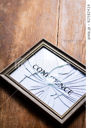 CONFIDENCE コンフィデンス 信頼 自信 CONFIDENCE コンフィデンス 信頼 自信 62582414