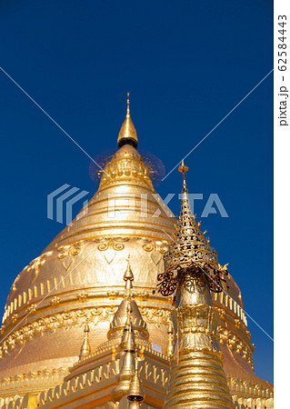 ミャンマー_シュエズィーゴンパゴダ ミャンマー_シュエズィーゴンパゴダ 62584443