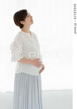 女性 マタニティ 1人 女性 マタニティ 1人 62585609