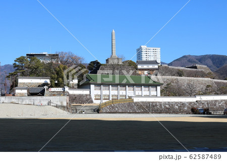 ■ 甲府城 ■ 舞鶴城公園 ■ 快晴 ■ 山梨県 ■ 冬 62587489