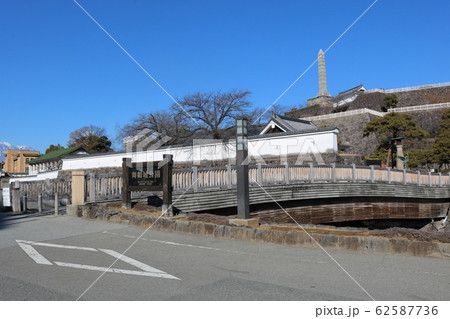 ■ 甲府城 ■ 舞鶴城公園 ■ 快晴 ■ 山梨県 ■ 冬 62587736