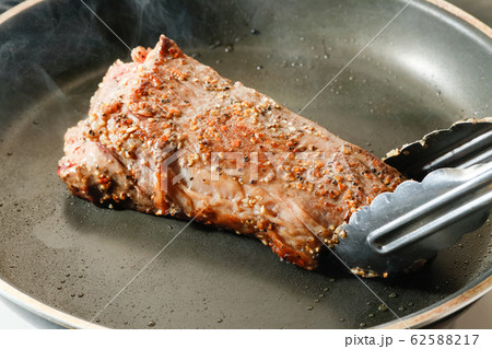 牛モモブロック 62588217