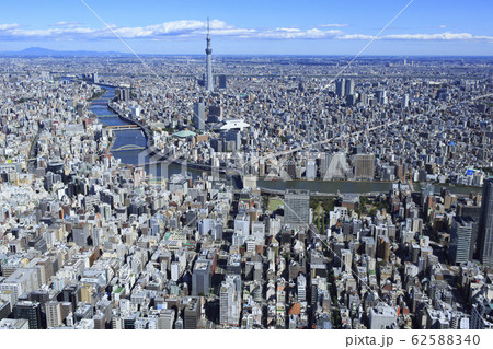 都市風景・東神田上空から隅田川とスカイツリーを望む ・空撮 都市風景・東神田上空から隅田川とスカイツリーを望む ・空撮 62588340