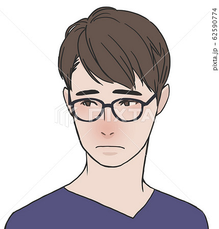 目と鼻が腫れた男性 62590774