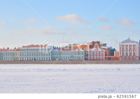 View of University Embankment in Saint Petersburg. View of University Embankment in Saint Petersburg. 62591567