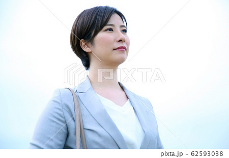 ビジネスウーマンのイメージ 62593038