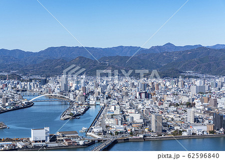 高知県　五台山展望台から望む快晴の高知の街並み 62596840