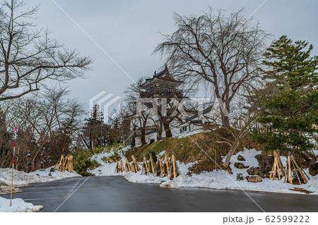 日本の冬 秋田県横手市 雪景色の横手城跡 62599222