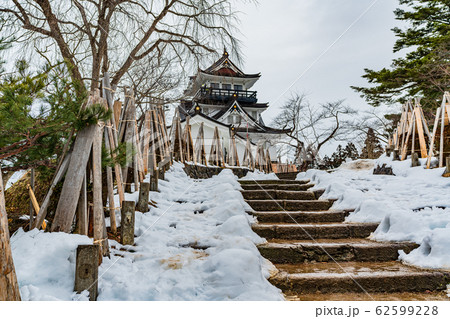 日本の冬 秋田県横手市 雪景色の横手城跡 62599228