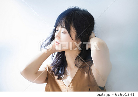 女性 ビューティー ヘアケア 女性 ビューティー ヘアケア 62601341