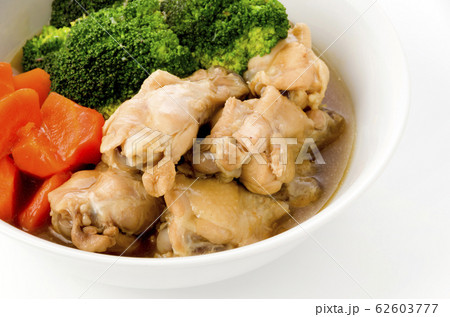 鶏手羽元と野菜の煮物 62603777