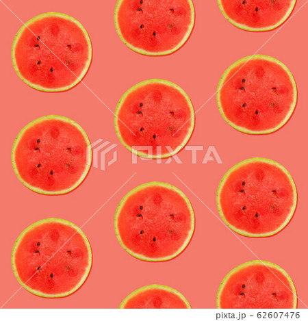 Seamless pattern of watermelon on pink 62607476