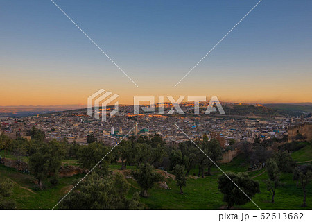 モロッコ　魅惑の迷宮都市　フェズ 62613682