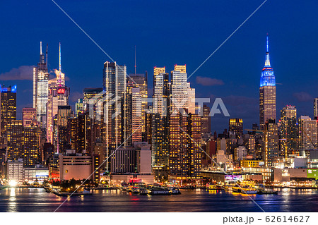 《ニューヨーク》マンハッタンの夜景・ハルミトンパークより 62614627