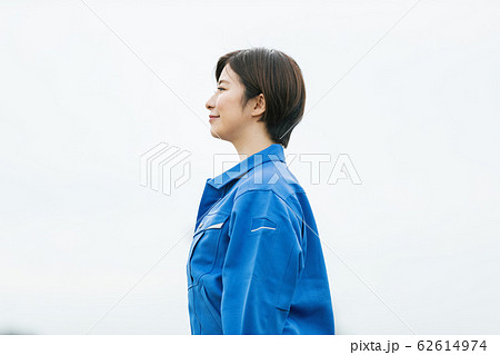 建設 工場 女性 62614974