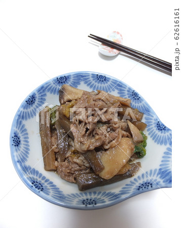牛肉とごぼうとエリンギの炒め煮 62616161