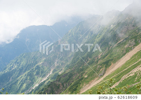 鹿島槍ヶ岳　霧 62618609