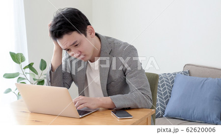 男性　パソコン 62620006