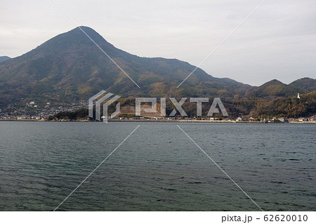 周防大島竜崎温泉から嵩山を見る 周防大島竜崎温泉から嵩山を見る 62620010