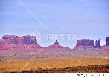 アメリカ西部モニュメントバレー アメリカ西部モニュメントバレー 62621015