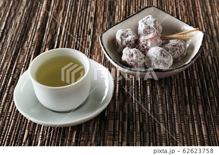 台湾茶・茶菓子（台湾・九分） 62623758