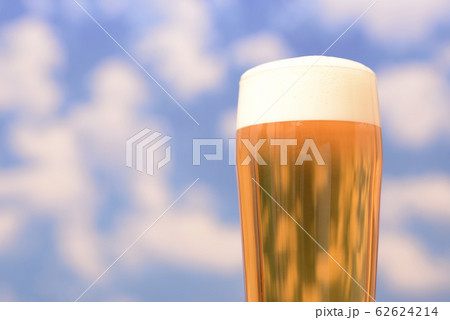 青空にビール 青空にビール 62624214