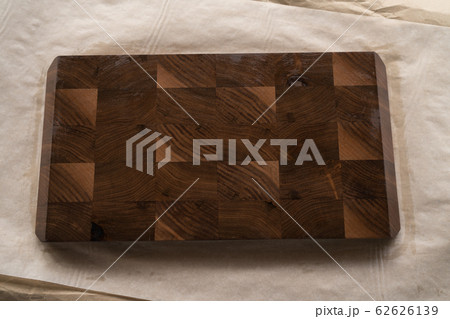 food safe oil finish applied on walnut cutting board composition food safe oil finish applied on walnut cutting board composition 62626139