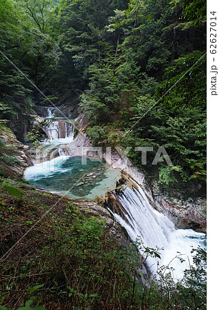 山梨県/ 西沢渓谷 七ツ釜五段の滝（七つ釜五段の滝） 62627014