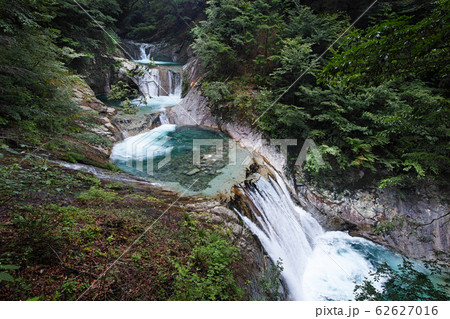 山梨県/ 西沢渓谷 七ツ釜五段の滝（七つ釜五段の滝） 62627016