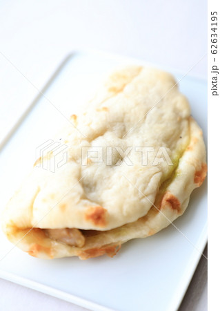 おいしいカルツォーネ 62634195