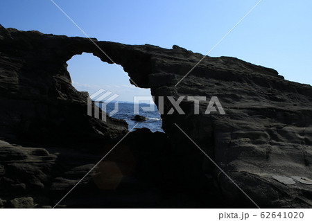 城ヶ島　馬ノ背洞門 62641020