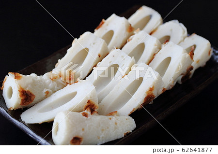 カットした竹輪 カットした竹輪 62641877