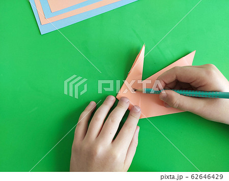 Origami step by step. How to make a paper bunny 62646429