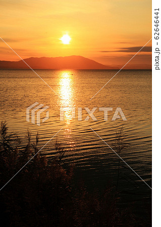 サロマ湖の夕日 62646441