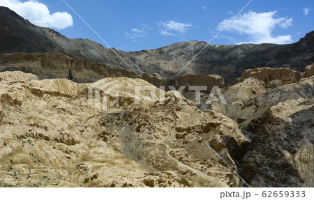 Mountain scenery of Ladakh, India Mountain scenery of Ladakh, India 62659333