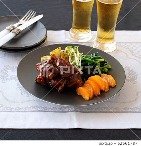 スペアリブオレンジ煮込み スペアリブオレンジ煮込み 62661787