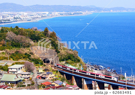 成田エクスプレスと同じ車両・E259系で運転される特急マリンエクスプレス踊り子 成田エクスプレスと同じ車両・E259系で運転される特急マリンエクスプレス踊り子 62663491