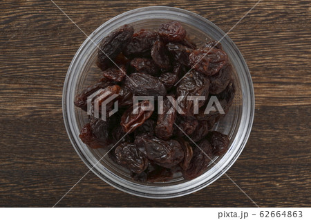 (ドライフルーツ)　レーズン 62664863