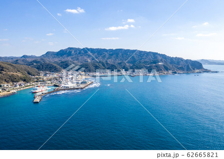 東京湾フェリーと房総半島・鋸山(千葉県) 東京湾フェリーと房総半島・鋸山(千葉県) 62665821