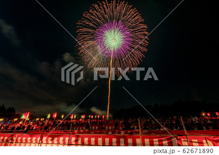 片貝の花火 浅原神社秋季例大祭奉納大煙火「尺玉」新潟県小千谷市片貝 片貝の花火 浅原神社秋季例大祭奉納大煙火「尺玉」新潟県小千谷市片貝 62671890