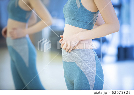 ジム 女性 ジム 女性 62675325