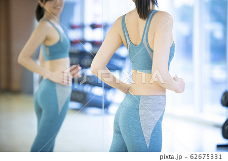 ジム　女性 62675331